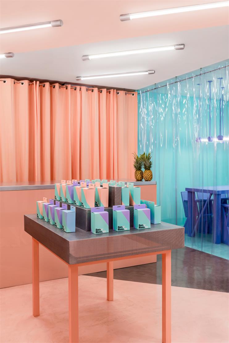 商業空間,手機維修店設計,零售店設計,手機維修,電子產品零售店