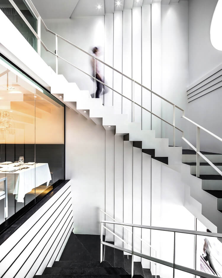 商業空間,曼穀Knock Kitchen & Kicks,複合空間,餐飲空間,街頭文化店