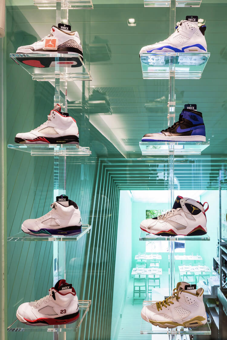 商業空間,曼穀Knock Kitchen & Kicks,複合空間,餐飲空間,街頭文化店