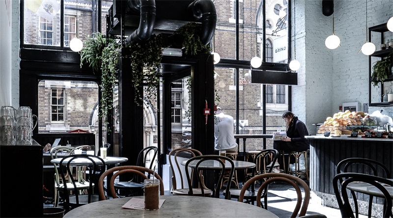 餐飲空間，倫敦咖啡館設計，探店，咖啡廳設計，早午餐