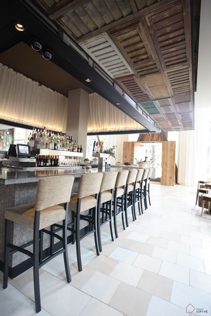 國外LOFT風格餐廳設計
