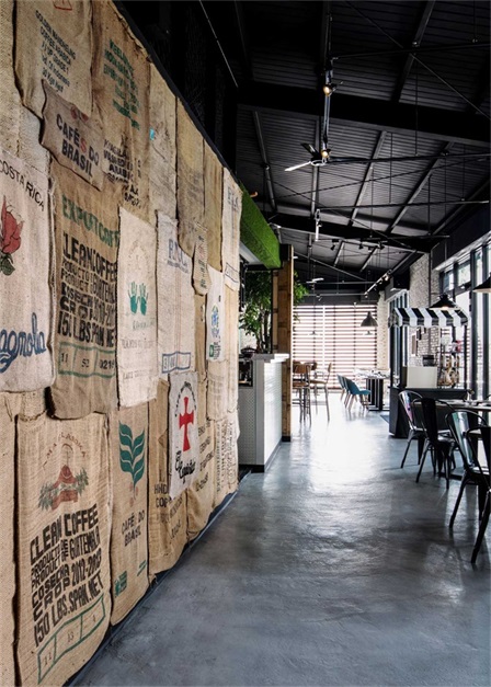 台灣餐廳設計,台中Gatto Bianc咖啡館,餐飲空間,法式風格,法國工業風,