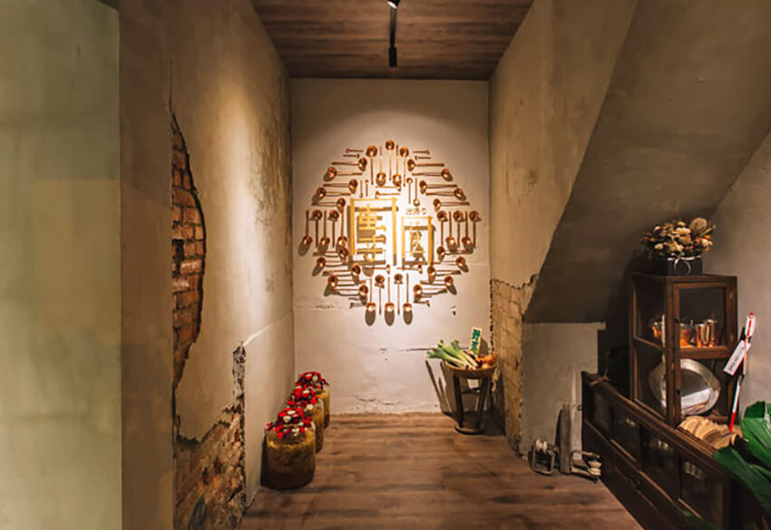 火鍋店設計,商業空間,餐飲空間,工業風,建築改造