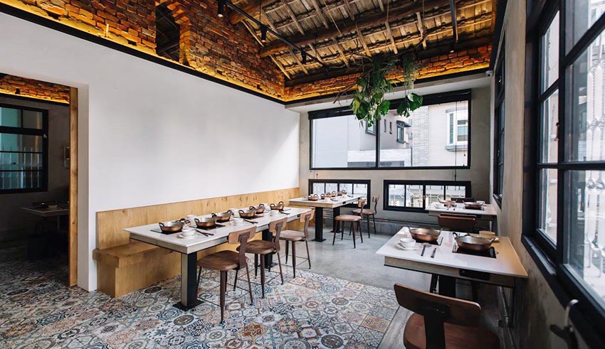 火鍋店設計,商業空間,餐飲空間,工業風,建築改造