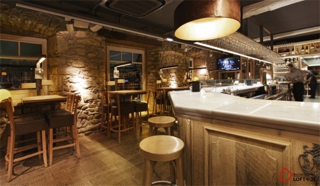 國外建築改造酒吧餐廳