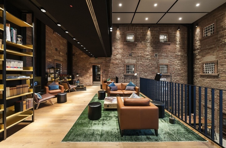 商業空間,酒店空間,建築改造,監獄改造酒店,工業風