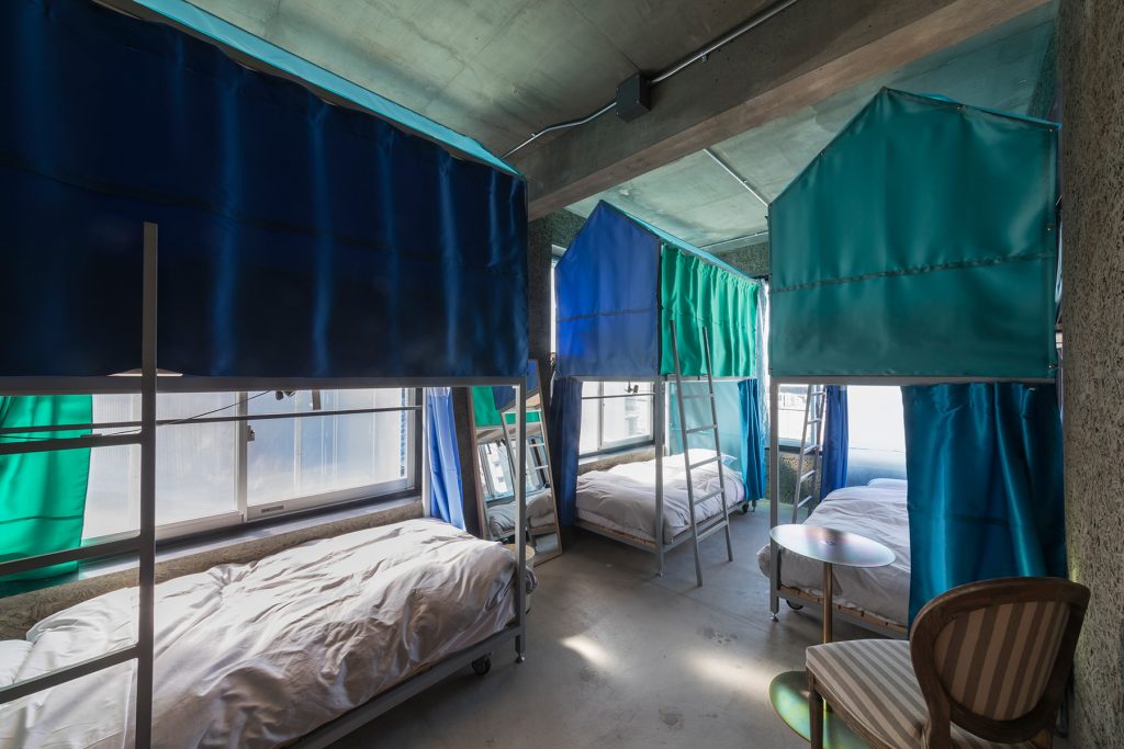 酒店空間，度假酒店設計，清水模建築，loft工業風酒店