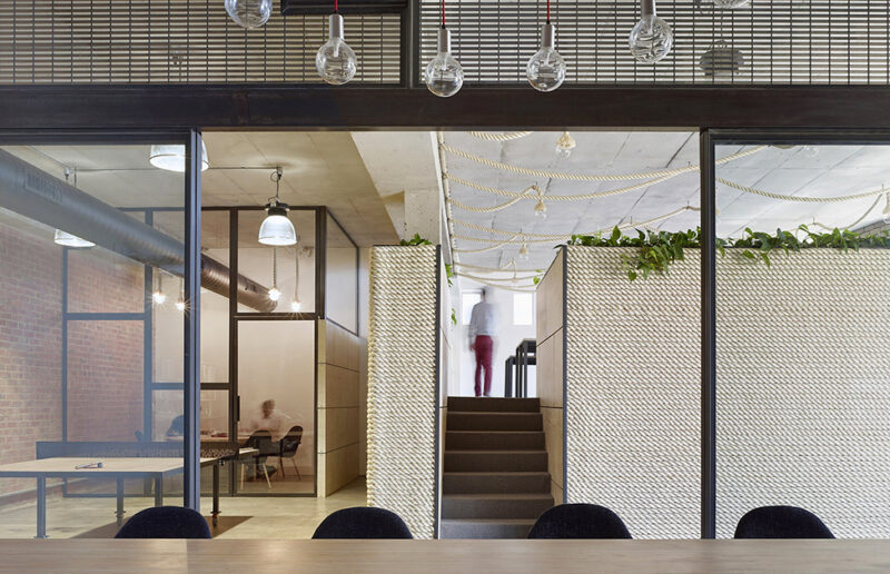 昆士蘭KUD時尚工作室