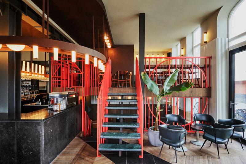 荷蘭Holy Smoke餐廳酒吧