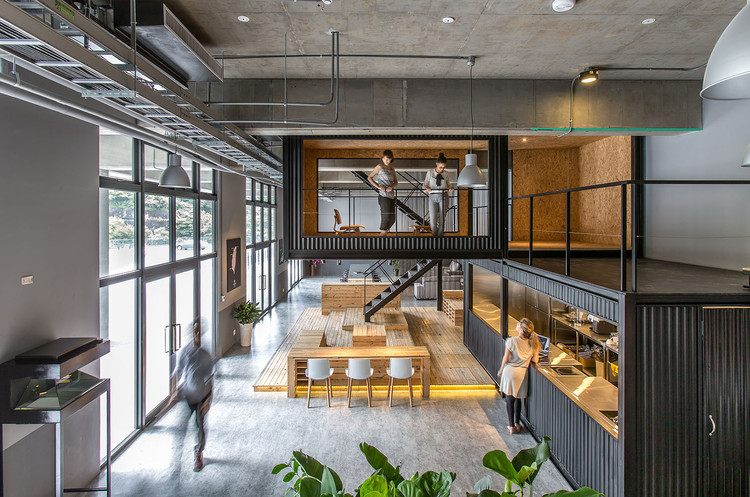 台灣工業風物流公司辦公室設計，Loft風格辦公室設計