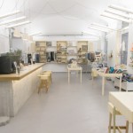 布達佩斯極簡風服裝店設計