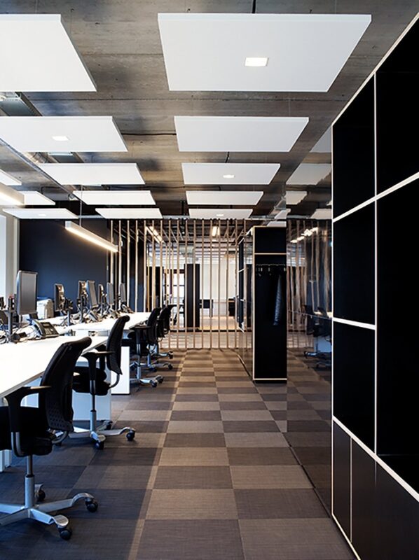 蒂爾堡工業風Estate辦公室設計