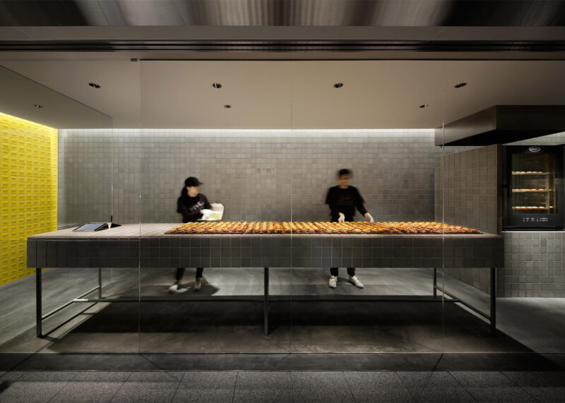 日本極簡蛋撻店設計