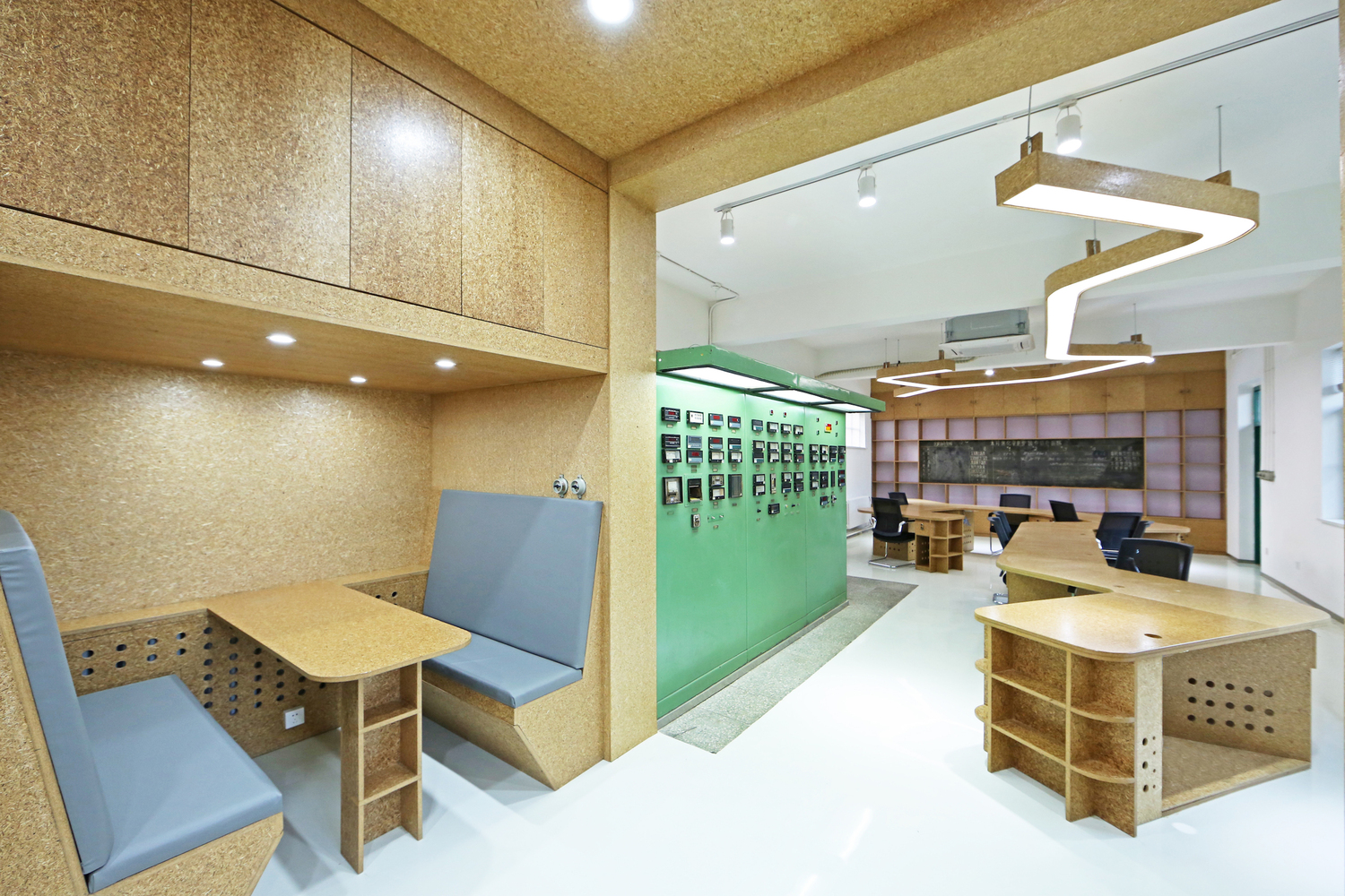 北京建築改造設計，北京老煤廠改造設計，創意園區設計，北京辦公室改造設計，北京LOFT風格廠房改造設計