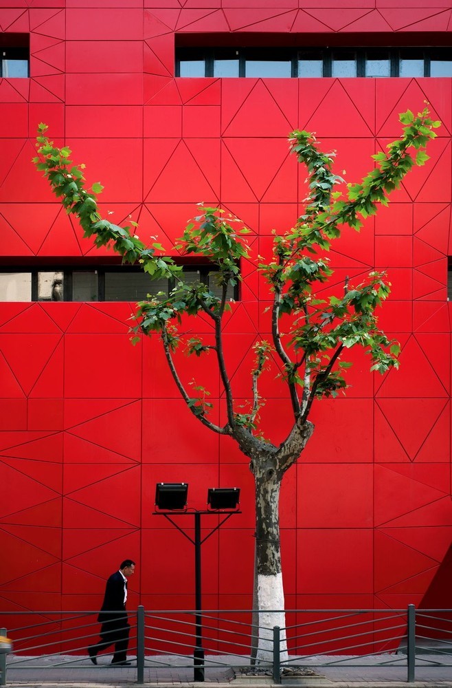 紅色建築設計,國外建築設計案例,彩色建築外立麵設計