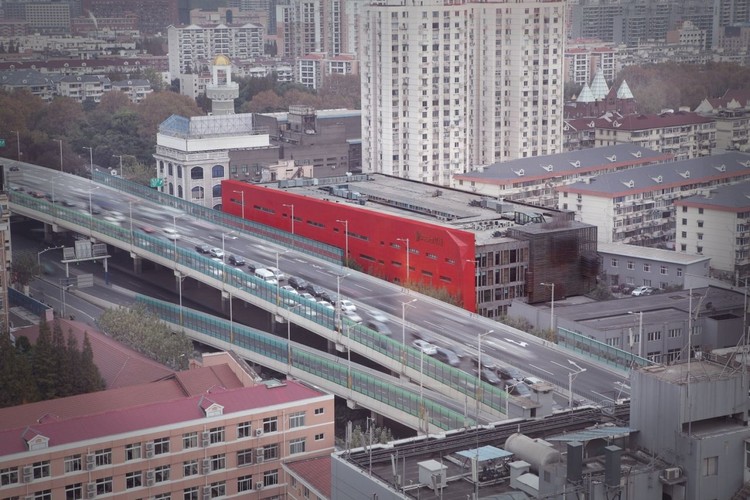 紅色建築設計,國外建築設計案例,彩色建築外立麵設計