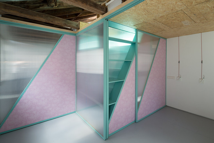 紅色建築設計,國外建築設計案例,彩色建築外立麵設計