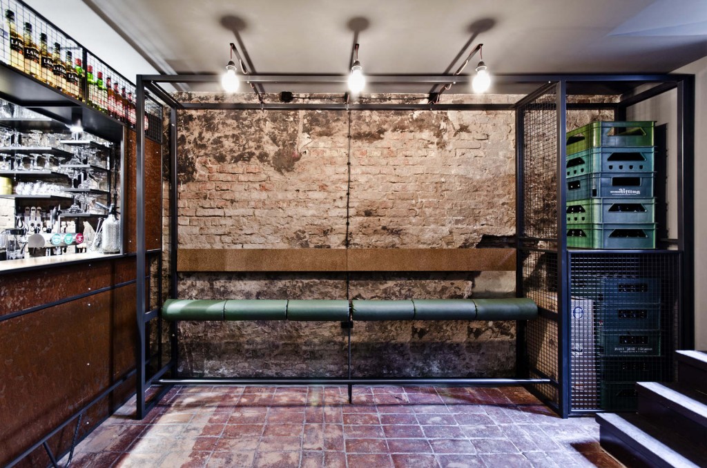 地庫改造設計,建築改造設計,國外建築廠房改造設計案例,LOFT工業風酒吧,工業風格酒吧設計