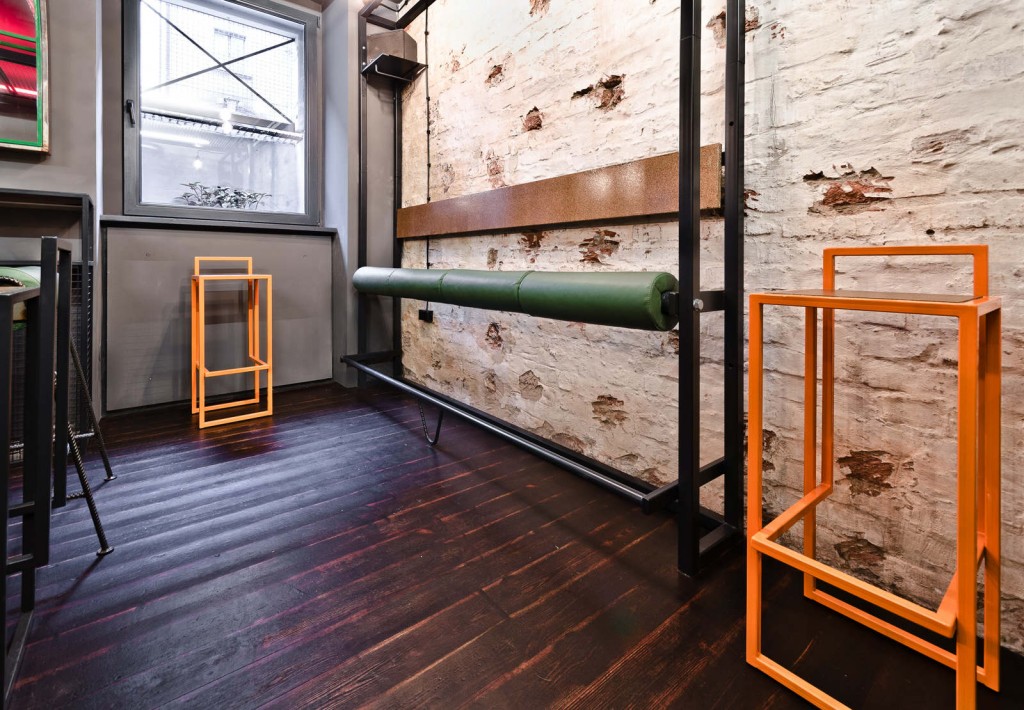 地庫改造設計,建築改造設計,國外建築廠房改造設計案例,LOFT工業風酒吧,工業風格酒吧設計