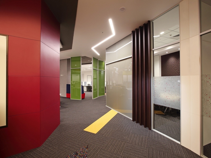 辦公空間，辦公室設計，科技公司辦公室設計，現代風格辦公室