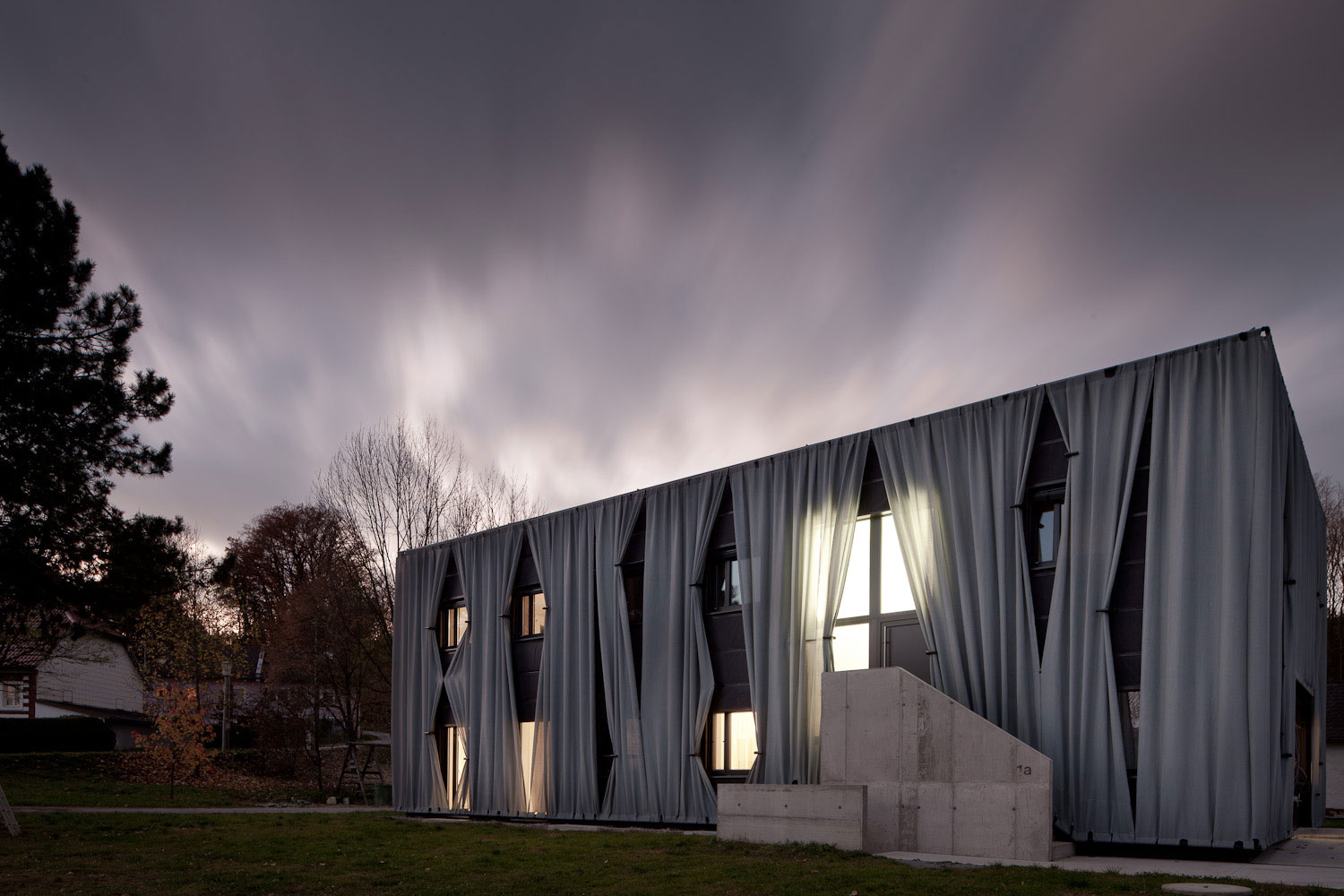 建築外牆，建築設計，包裹的建築物