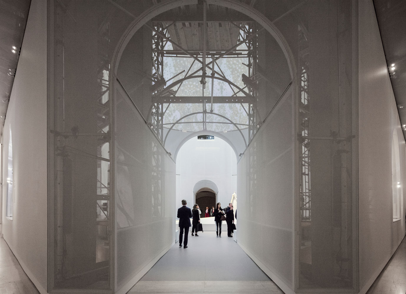 建築外牆，建築設計，包裹的建築物