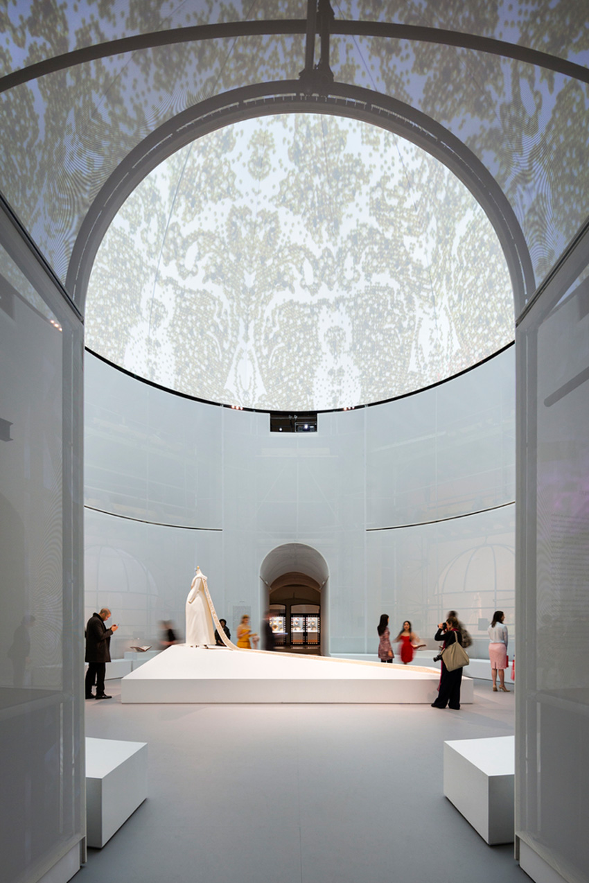 建築外牆，建築設計，包裹的建築物