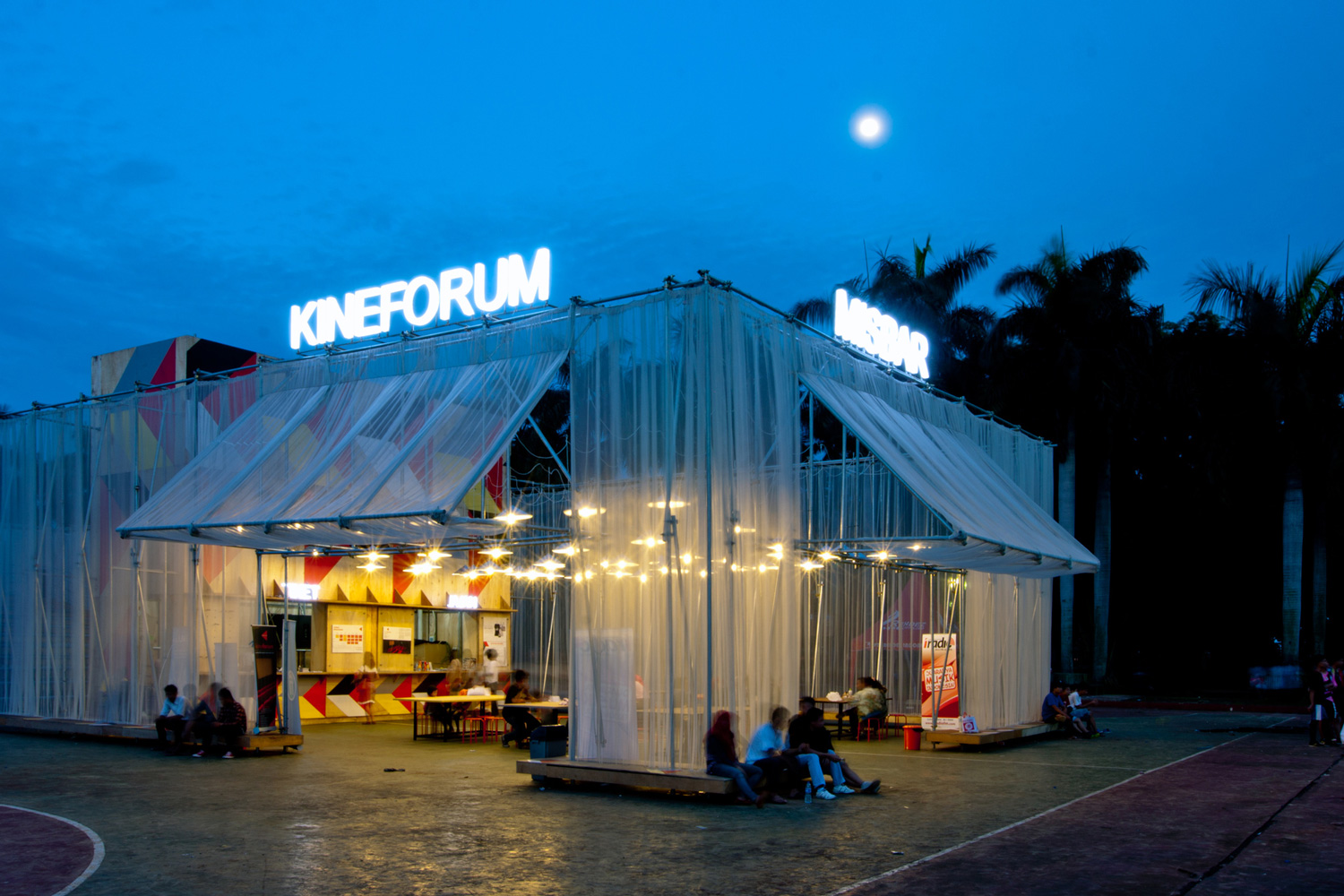 建築外牆，建築設計，包裹的建築物