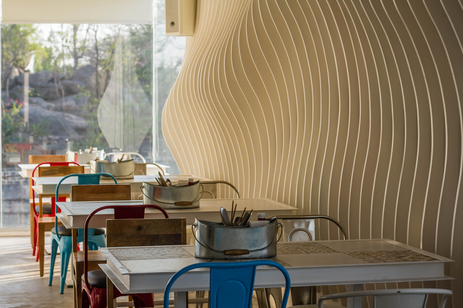 商業空間,夜總會設計,航海主題空間設計,集裝箱元素,集裝箱文化