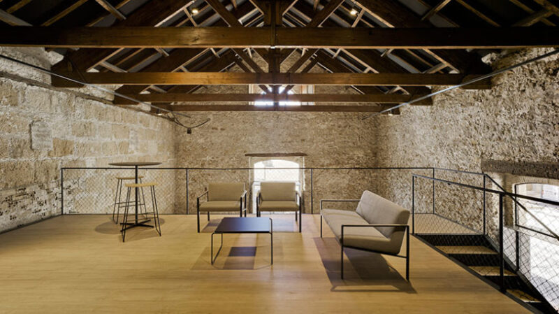 建築改造之西班牙loft酒吧設計
