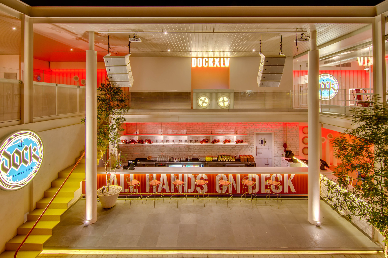 商業空間,夜總會設計,航海主題空間設計,集裝箱元素,集裝箱文化