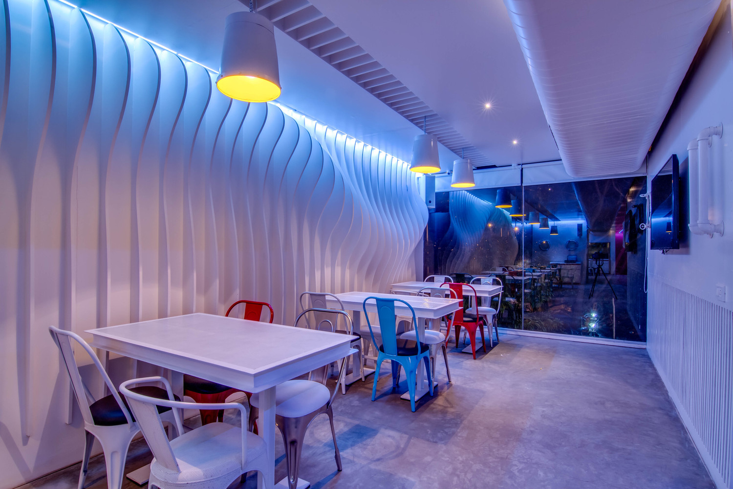 商業空間,夜總會設計,航海主題空間設計,集裝箱元素,集裝箱文化