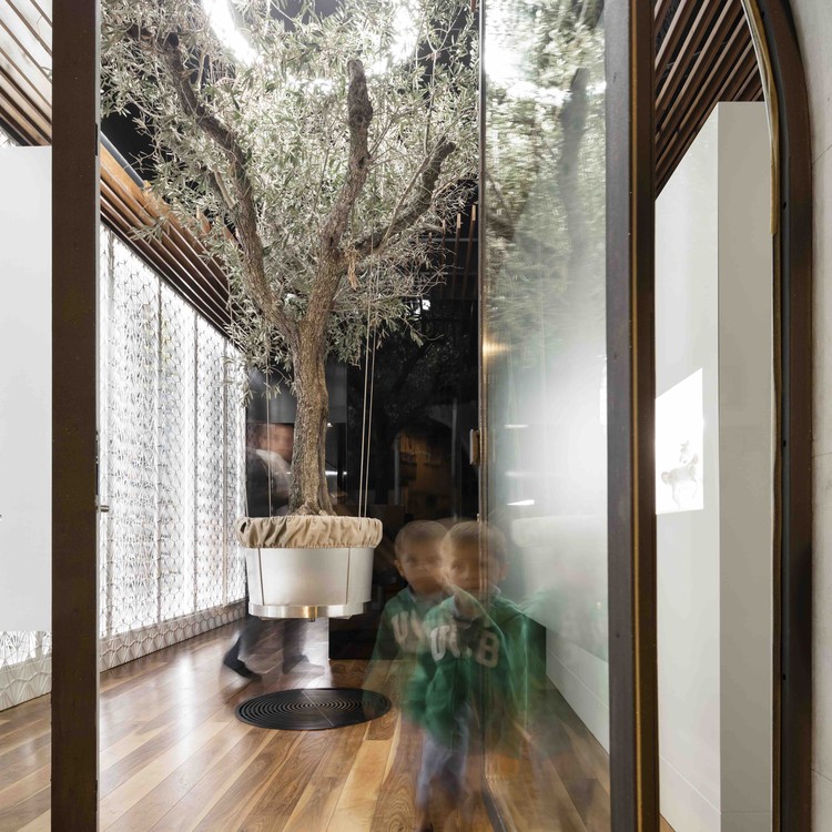 商業空間,餐飲空間,餐廳設計,國外餐廳設計,現代風格餐廳設計,建築改造