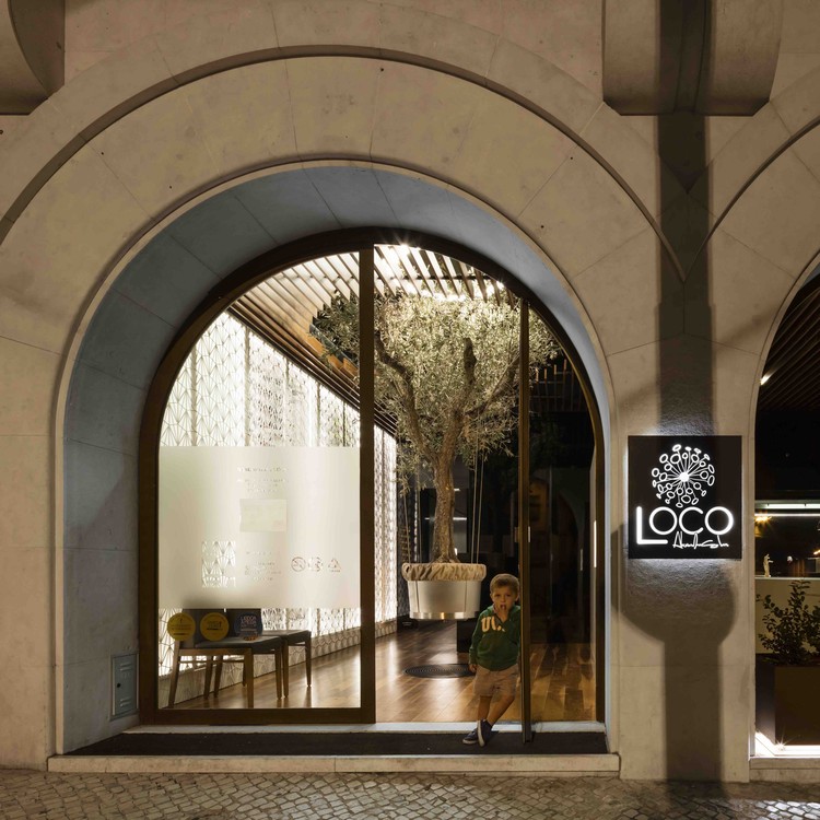 商業空間,餐飲空間,餐廳設計,國外餐廳設計,現代風格餐廳設計,建築改造