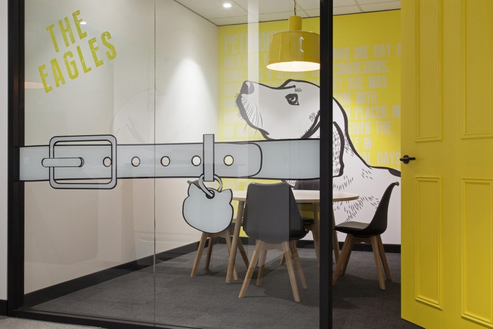 辦公空間,寵物保險管理所設計,國外辦公室設計,現代風格辦公室設計