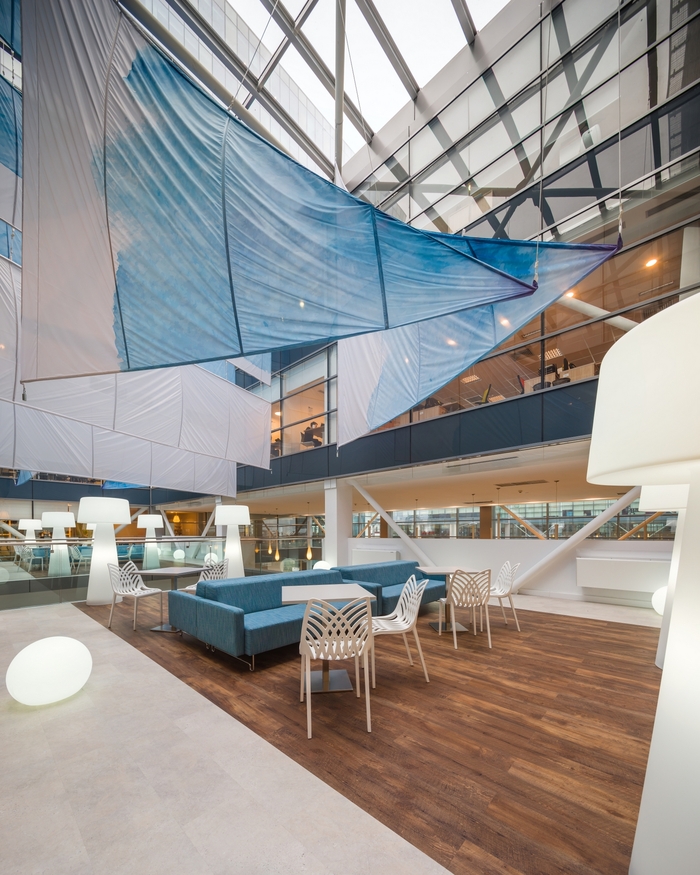 辦公空間,運輸公司辦公室設計,國外辦公室設計,現代風格辦公室設計