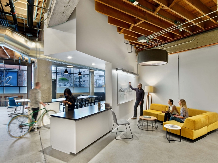 辦公空間，教育機構辦公室設計，現代風格辦公室，國外辦公室設計