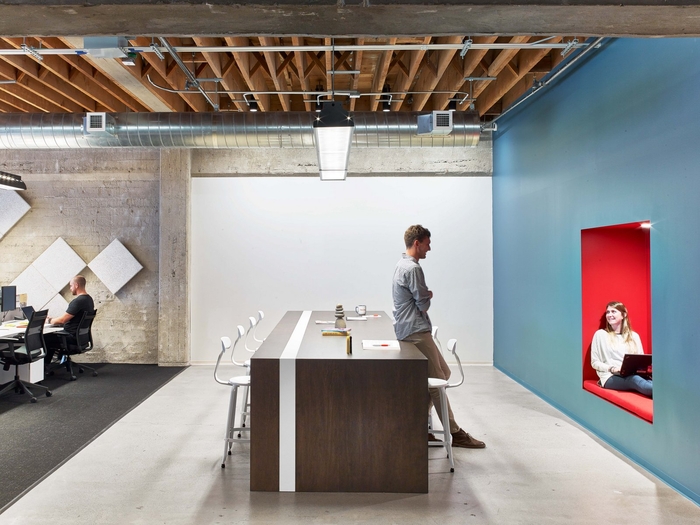辦公空間，教育機構辦公室設計，現代風格辦公室，國外辦公室設計