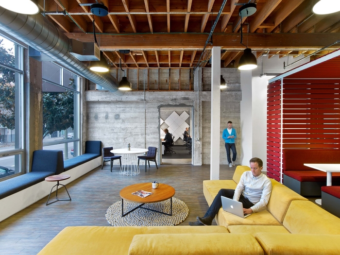 辦公空間，教育機構辦公室設計，現代風格辦公室，國外辦公室設計