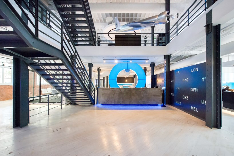 辦公空間,在線旅行社辦公室設計,現代風格辦公室,國外辦公室設計