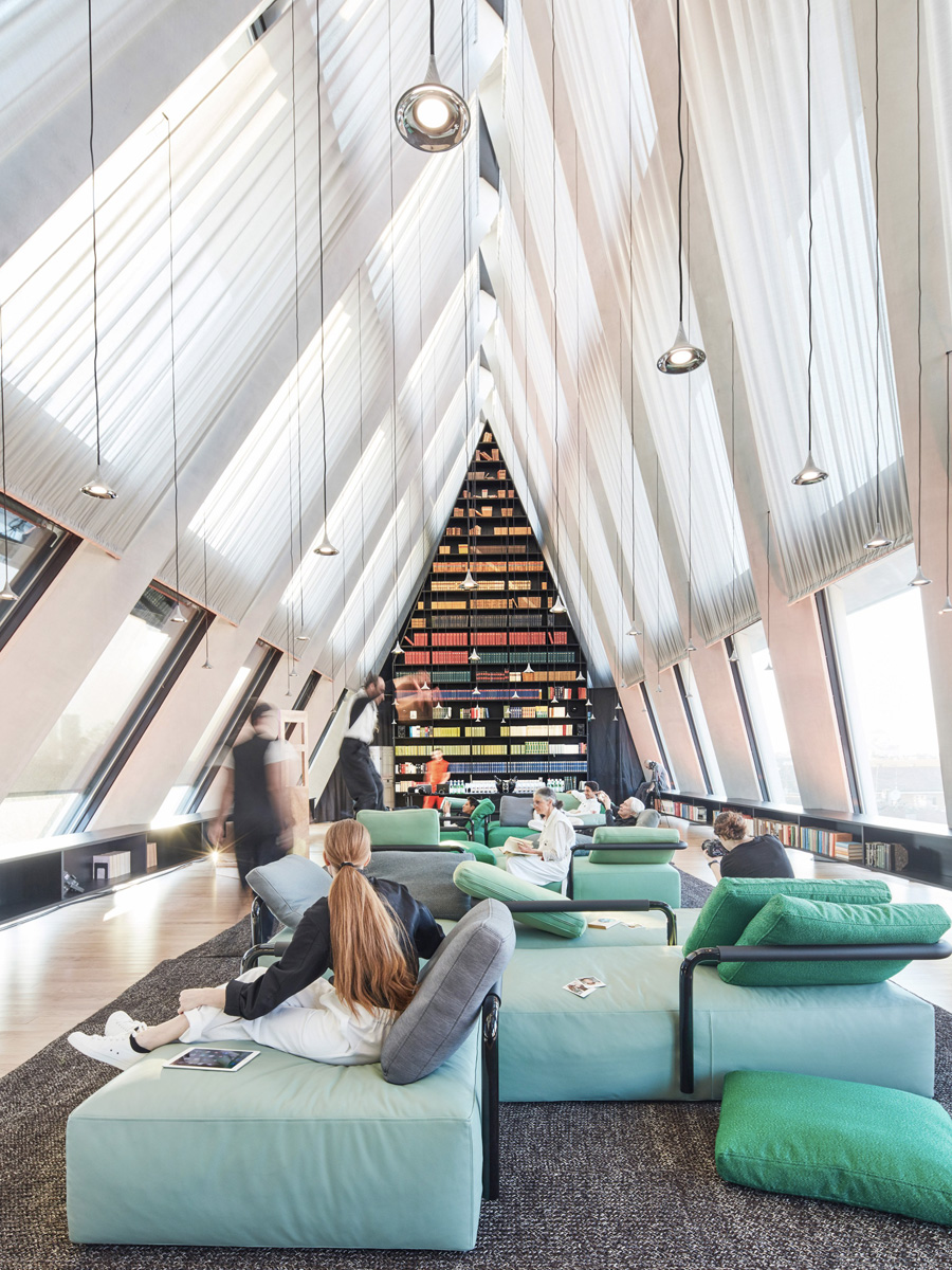 2017米蘭設計周計,家具展示廳設計,Cassina家具展覽