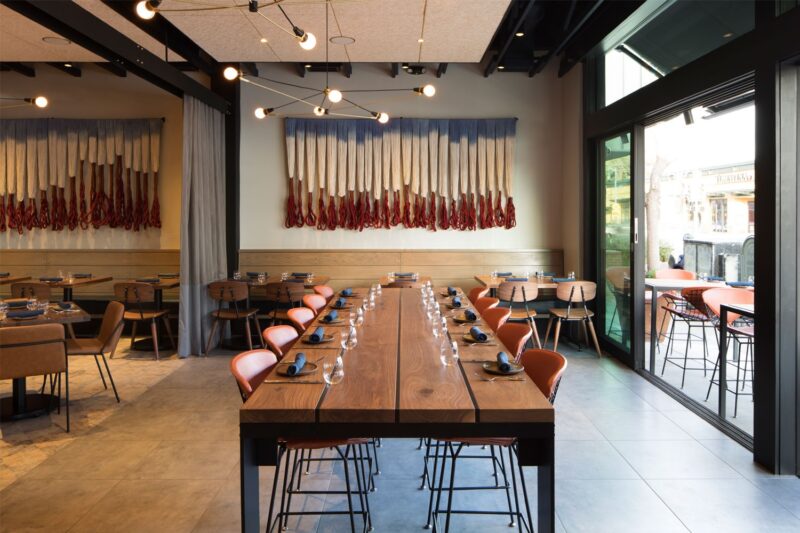 美國加州意大利風情酒吧餐廳設計