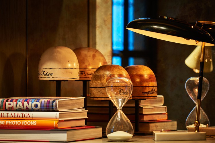 東京極簡風咖啡館，極簡風格餐廳設計，東京咖啡廳，手衝咖啡，美國小藍瓶咖啡，Blue Bottle