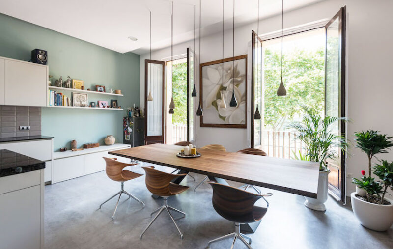 巴塞羅那清新工業風格閣樓設計