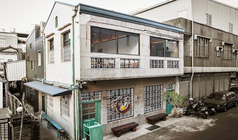 毛房蔥柚鍋—台南 60 年荒廢老屋改造設計