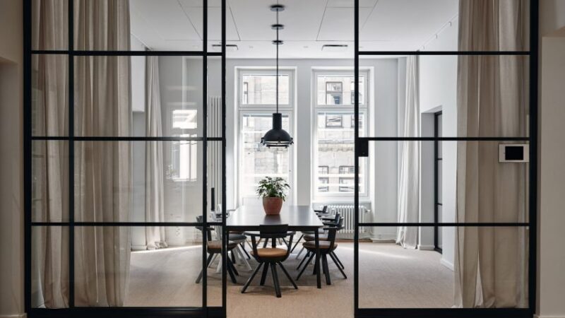 優雅溫馨的北歐風辦公空間：芬蘭Fjord