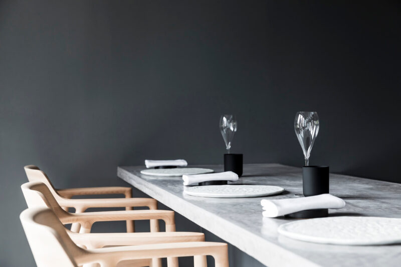 將日式傳統融入法式大餐中—東京Ode法國餐廳設計