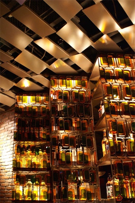 上海LOFT風格布朗石酒吧設計