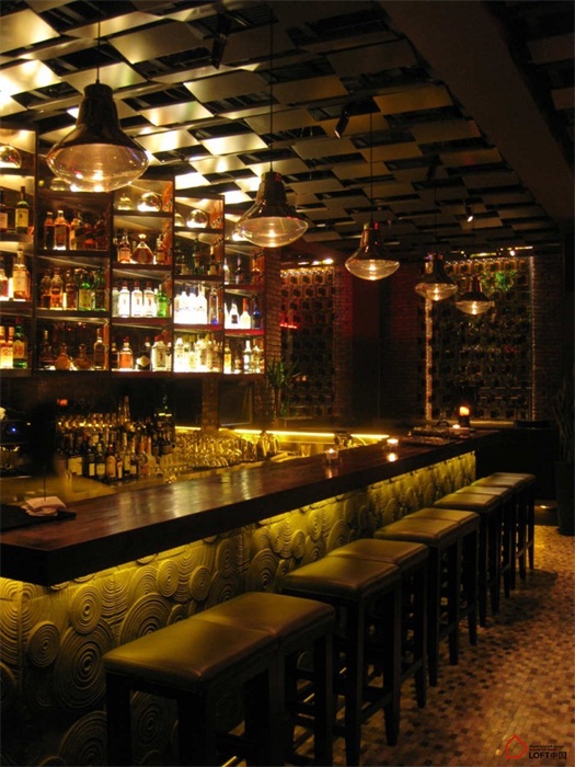 上海LOFT風格布朗石酒吧設計