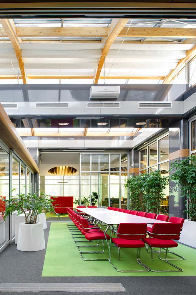 貿易及物流管理公司LOFT風格辦公室設計